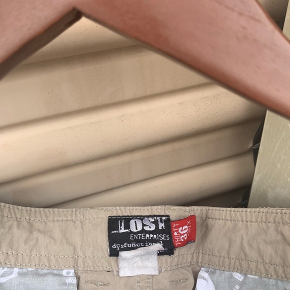 Lost Khaki Cargo shorts Adjustable waist 36 - Picture 2 of 9